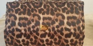 JM Beauty/toiletry travel cases